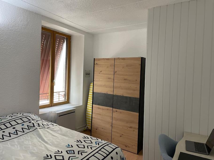 Bourbonne Les Bains, Appartement T2 Pour 2 Esterno foto